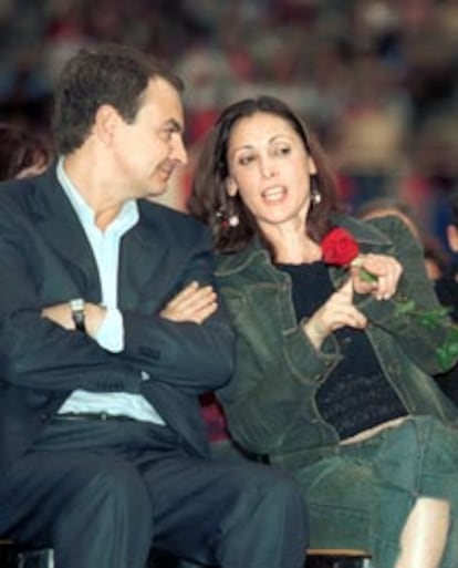José Luis Rodríguez Zapatero, junto a la actriz María Barranco.