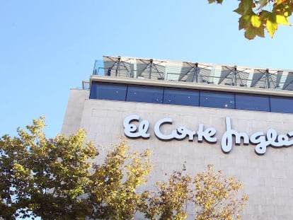 Fachada de El Corte Inglés en la calle Serrano.