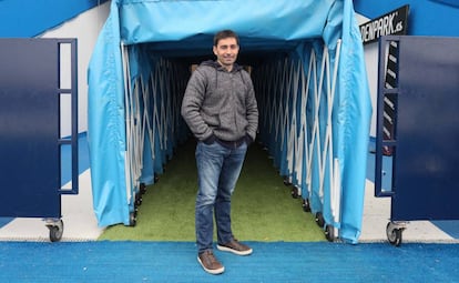 Asier Garitano, en el c&eacute;sped de Butarque.