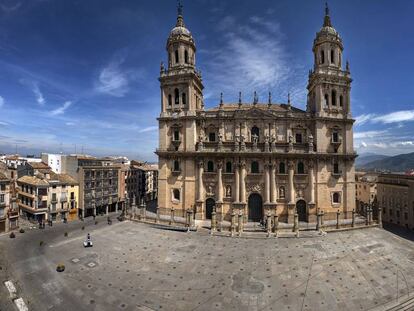 Fachada de la catedral de Jaen. 