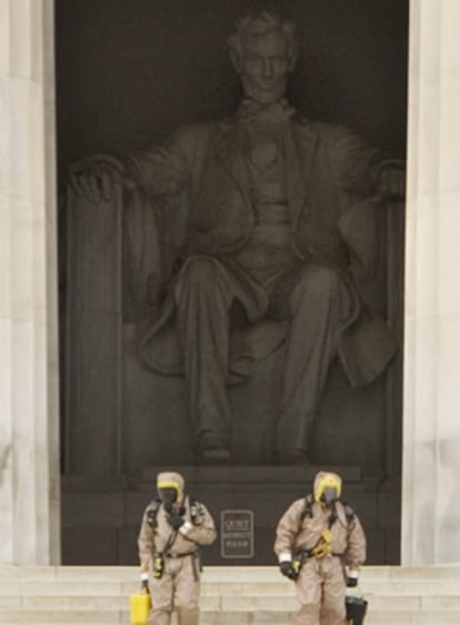 Inspección en el Lincoln Memorial de Washington en 2006.