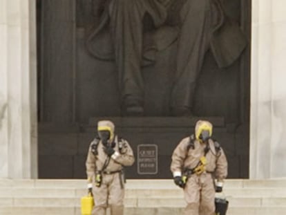 Inspección en el Lincoln Memorial de Washington en 2006.