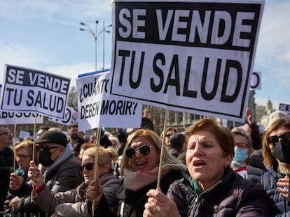Manifestación en defensa de la sanidad pública, el 12 de febrero en Madrid.