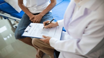 Sueros orales: el estándar médico que salva vidas frente a bebidas azucaradas