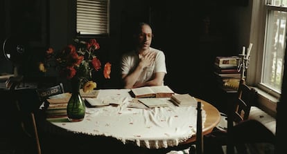 Eli Rosen, en su casa del Bronx, en Nueva York.