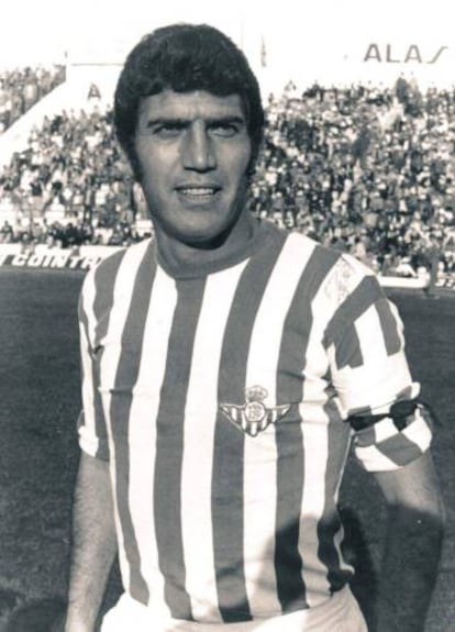 Rogelio Sosa, durante un partido con el Betis.