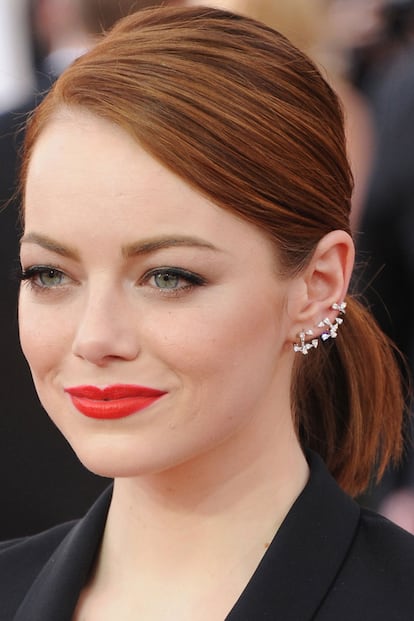 Emma Stone ha llevado pendientes de este tipo en varias ocasiones. En los SAG Awards eligió este original diseño de Repossi.