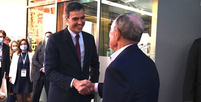 Pedro Sánchez en su encuentro con Michael Bloomberg.