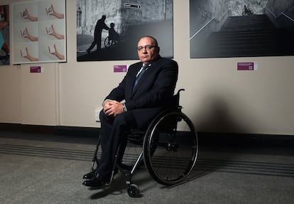 El presidente del Comité Español de Representantes de Personas con Discapacidad de la Comunidad de Madrid, Óscar Moral, en la sede de la organización.