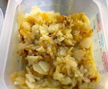FRITADA DE PATATA Y CEBOLLA / CAPEL