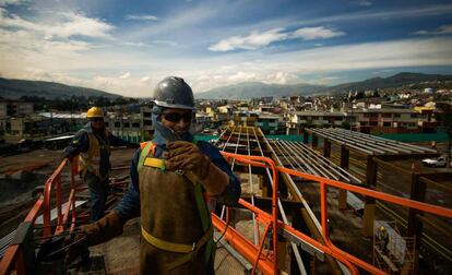 Vista de los trabajos del Metro de Quito.