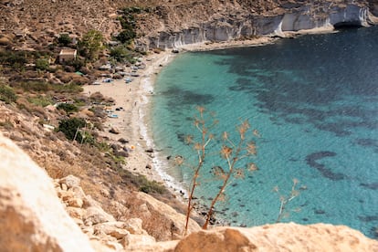 Vista de la cala de San Pedro, en Cabo de Gata.
