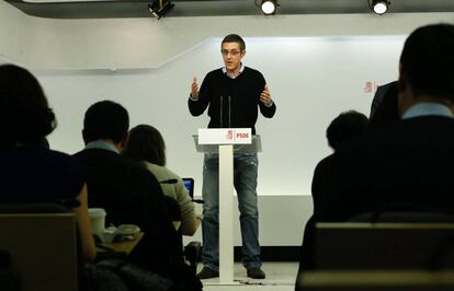 Rueda de prensa de Eduardo Madina en la sede del PSOE.