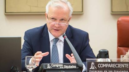 Olli Rehn, ex Comisario de Asuntos Económica de la UE, durante su comparecencia en la Comisión sobre la Crisis Financiera de España.