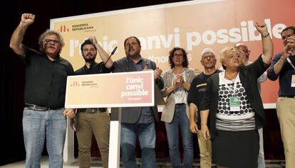 Els líders d'ERC celebren els resultats.