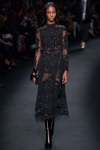 desfile valentino otoño invierno 2015 2016 paris fashion week