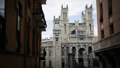 Hospital de Jornaleros de Maudes, obra de Antonio Palacios, que este año cumple un siglo.