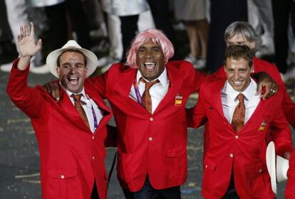 Iv&aacute;n P&eacute;rez, con una peluca rosa en la ceremonia.