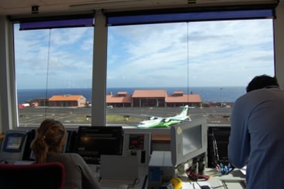 Torre de control del aeropuerto de El Hierro.