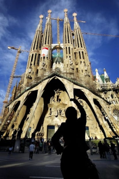 La Sagrada Familia, fotografiada por un turista.