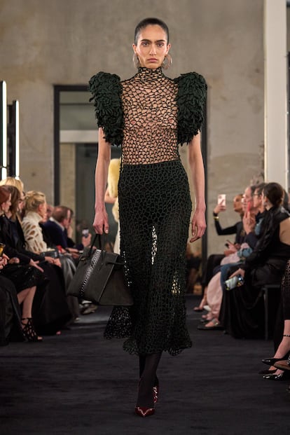 ALAÏA FALL 2025