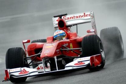 El piloto español Fernando Alonso durante una jornada de entrenamientos.