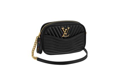 Bolso Camera en color negro, elaborado en piel de ternera acolchada, de Louis Vuitton.