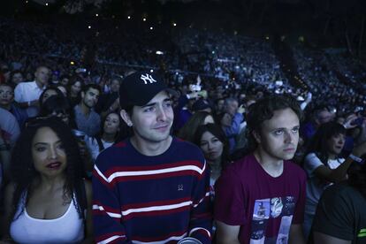 Personas en un concierto en Los Ángeles, el 12 de junio.