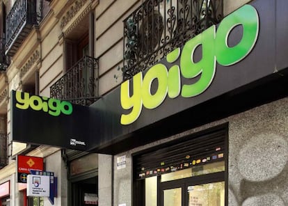 Imagen de una tienda de Yoigo.