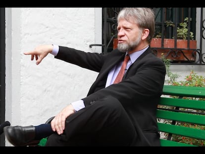 Urbanitas: Antanas Mockus - El eterno transgresor