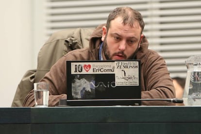 El concejal Guillermo Zapata, en un pleno del Ayuntamiento de Madrid.