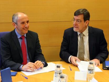 El consejero de Justicia, Josu Erkoreka y el presidente del tribunal Superior de Justicia, José Luis Bilbao