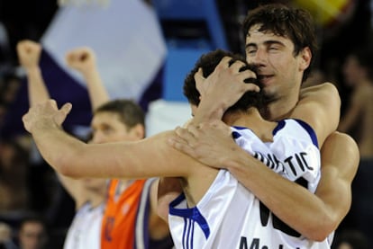 Tomic y Mirotic celebran el triunfo