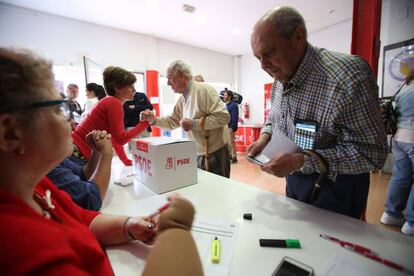 Votaciones en la agrupación de Pozuelo, Madrid.