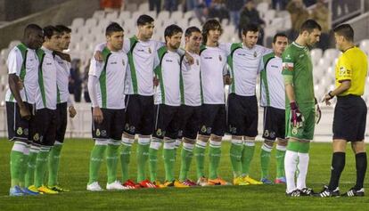 Los juzgadores del Racing de Santander durante el plante que efectuaron el pasado enero.