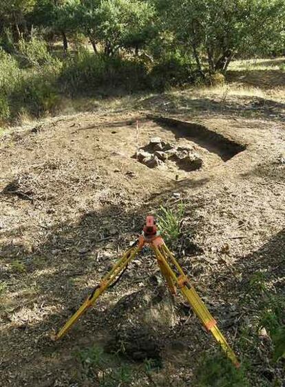 Emplazamiento de la fosa en la que aparecieron los 16 cadáveres de Grazalema.