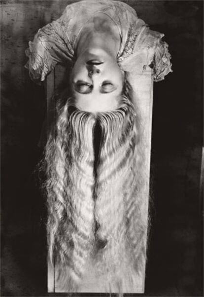 Mujer de cabello largo', 1929, de Man Ray (Filadelfia, 1890-París, 1976).