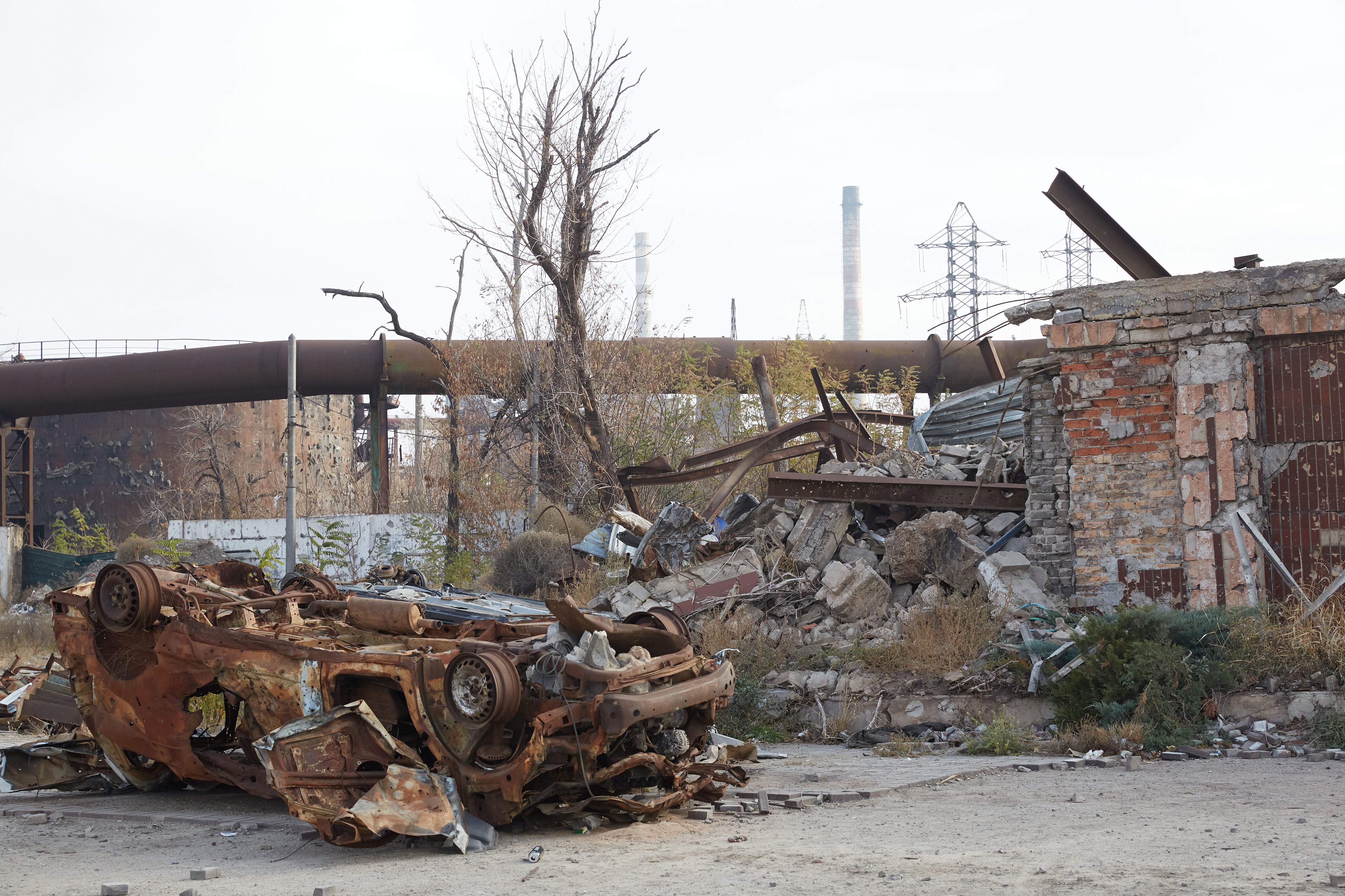 Viaje a Mariupol y Donetsk tras mil días de guerra: “Queremos paz y tranquilidad”