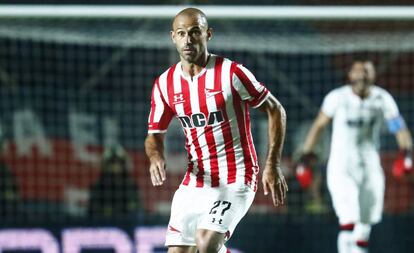 Mascherano, en su regreso al fútbol argentino con Estudiantes. 