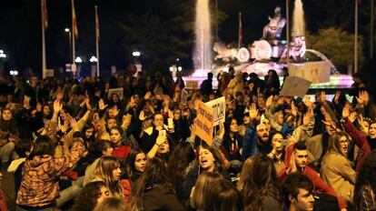 Manifestaci&oacute;n en apoyo a la chica v&iacute;ctima de una violaci&oacute;n en San Ferm&iacute;n.