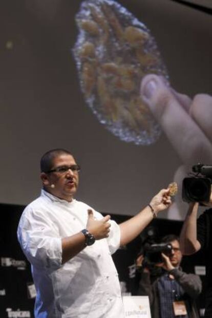 El chef Dani García, durante la última jornada del VII certamen internacional de gastronomía "Madrid Fusión". EFE/Archivo