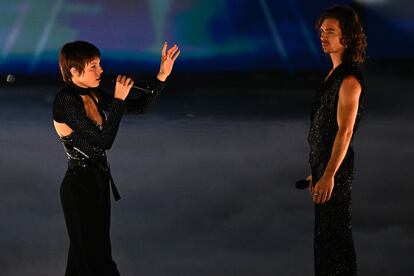 Los cantantes Mia Nicolai y Dion Cooper han representado a Países Bajos, uno de los países que no han conseguido pasar hasta la final de Eurovisión. 