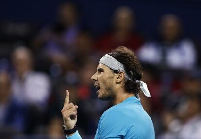 Nadal gesticula durante el duelo ante Del Potro.