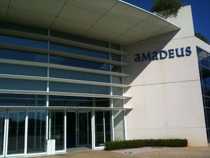 Amadeus gana 911 millones y eleva un 21,3% el dividendo