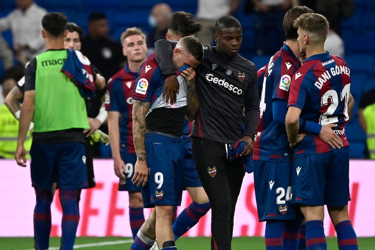 Confirmado el descenso, el Levante se asoma al precipicio de Segunda en ...