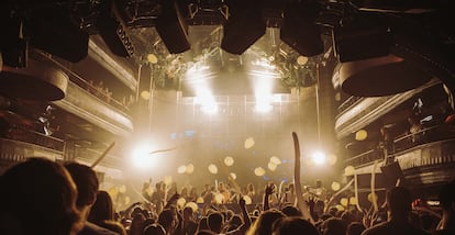 Aspecto de una fiesta en la discoteca Kapital de Madrid.