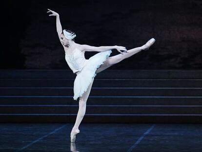 Mariafrancesca Garritano interpreta 'El lago de los cisnes' en La Scala.