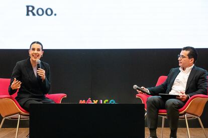 La secretaria de Turismo, Josefina Rodríguez Zamora y el vicepresidente y director general de BBVA México, Eduardo Osuna Osuna.