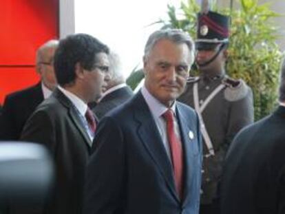 El presidente de Portugal, Anibal Cavaco Silva (c). EFE/Archivo