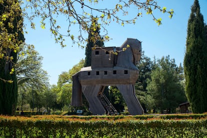 Reconstrucción del caballo de Troya en Çanakkale.